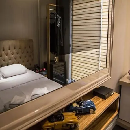 Otel Upper House 4*